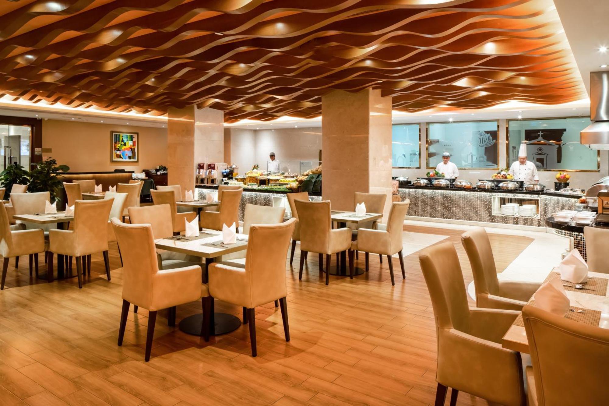 Holiday Inn Macau By Ihg Exterior photo