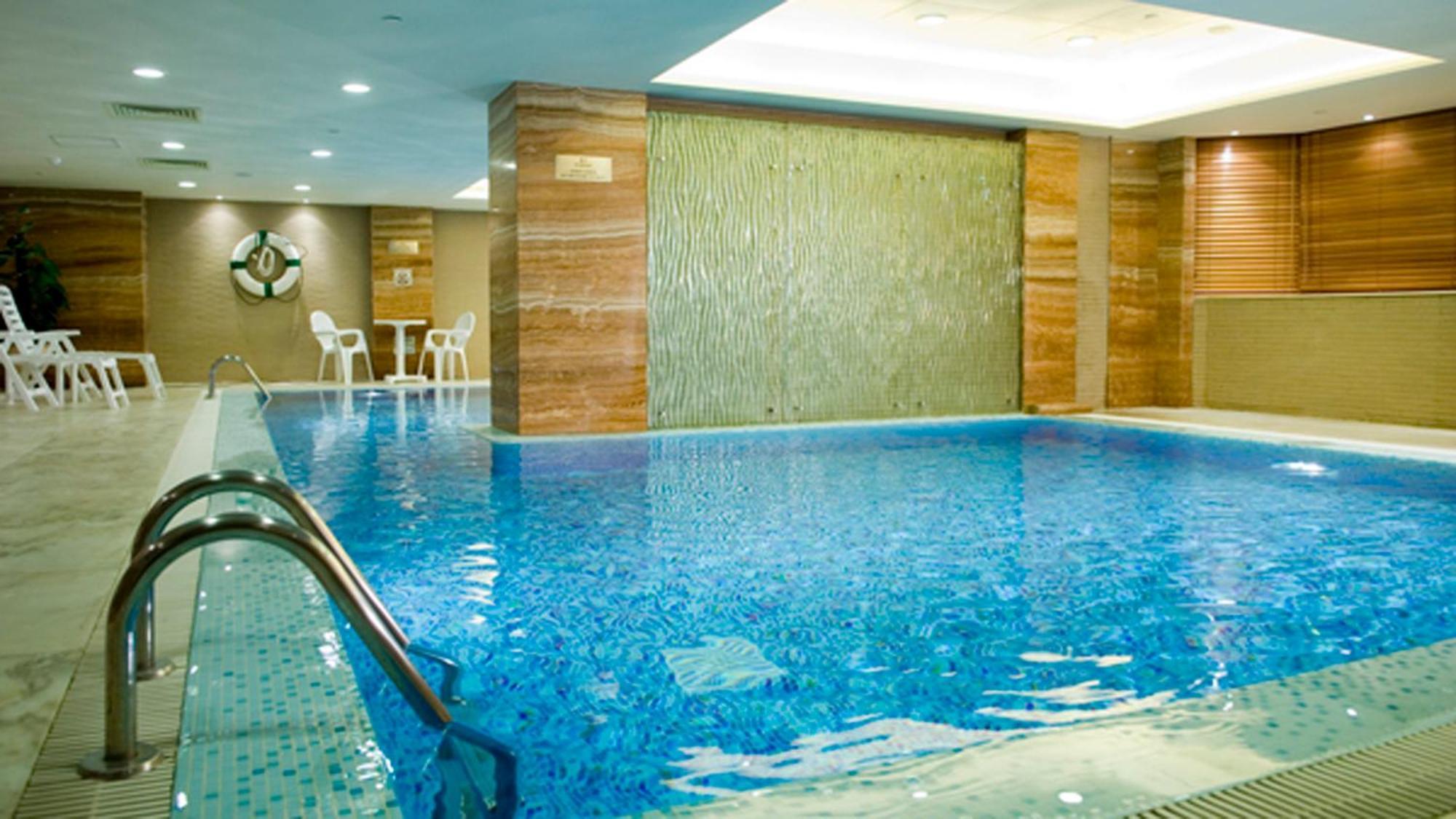 Holiday Inn Macau By Ihg Exterior photo