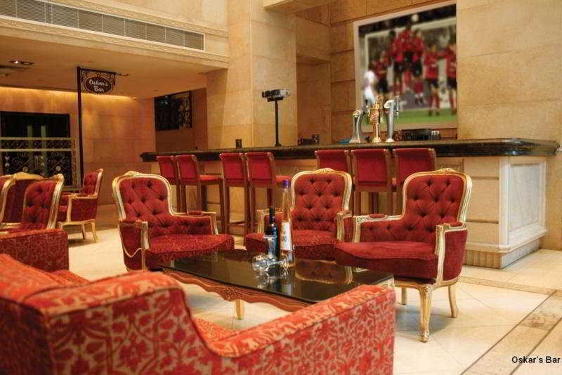 Holiday Inn Macau By Ihg Exterior photo